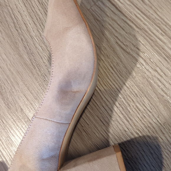 Kelly & Katie size 9 heels - Picture 4 of 4